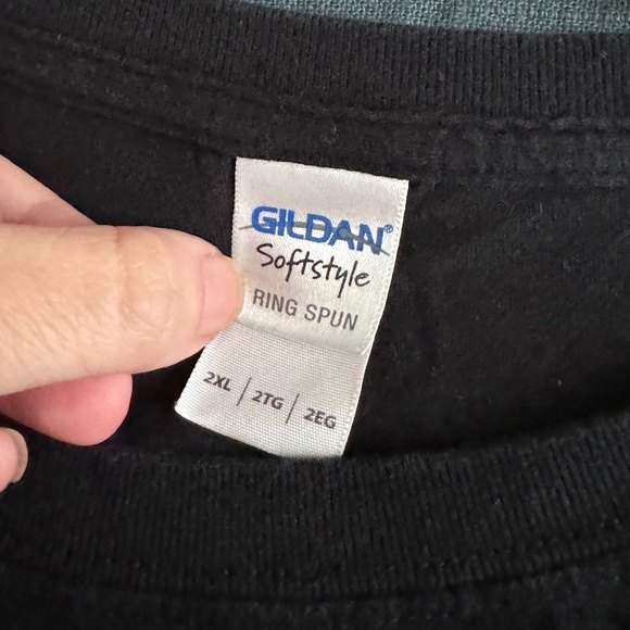 Taylor Swift Official 1989 Tour T-Shirt - Picture 3 of 3